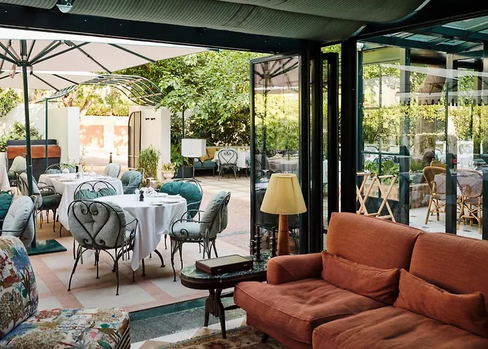 The Twenty One Hotel
